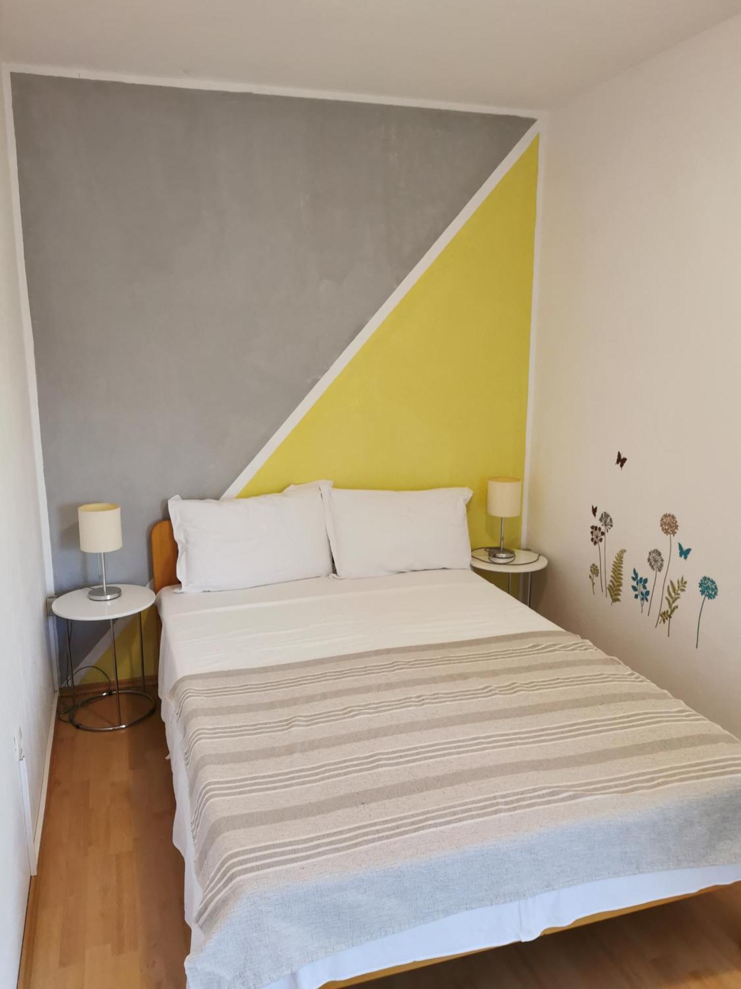 Apartmani Dekovic Primošten Habitación foto